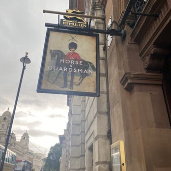 Horse & Guardsman - Entrance - Pubs Near Me - London, XGL