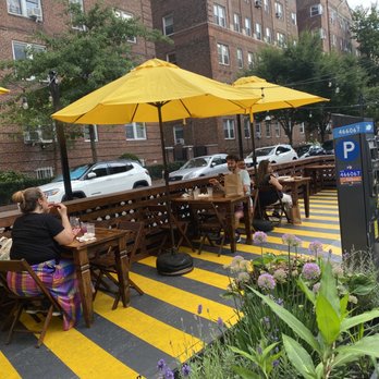 Queens Bully - Gastropubs Near Me - Forest Hills, New York Queens Bully - Gastropubs Near Me - Forest Hills, New York