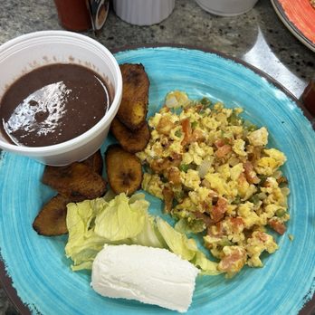 San Miguel Cafe - Breakfast & Brunch Near Me - Springfield, Virginia