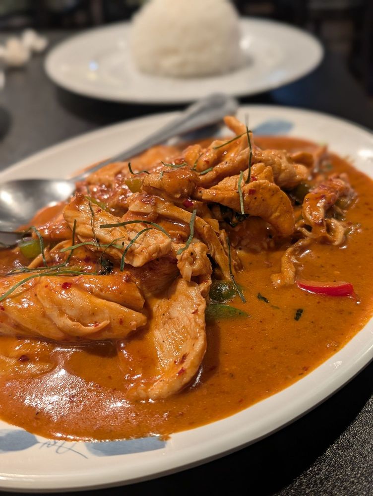 Thai Food Kitchen - Photo 3