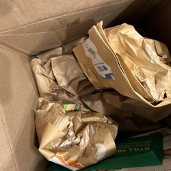 Hello Fresh - Box without proper insulating - this is meat guys!