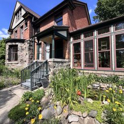 Centennial Inn B & B