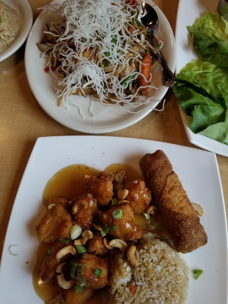 Leong's Asian Diner