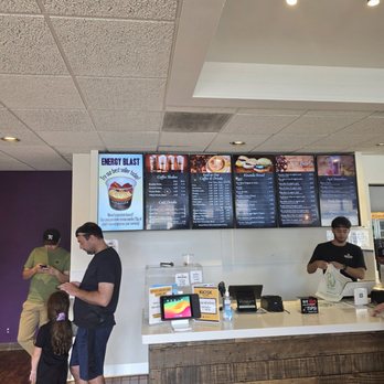 Kitanda - Ordering counter - Coffee & Tea Near Me - Kirkland, Washington Kitanda - Ordering counter - Coffee & Tea Near Me - Kirkland, Washington