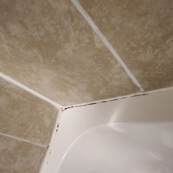 La Quinta Inn by Wyndham Jupiter - bathtub mold - Hotels Near Me - Jupiter, Florida La Quinta Inn by Wyndham Jupiter - bathtub mold - Hotels Near Me - Jupiter, Florida