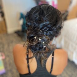 1581 Salon & Barbershop - Bridesmaids hair
