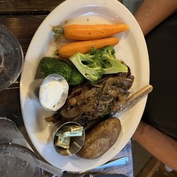 Jackson's Old Chatham House - Steak