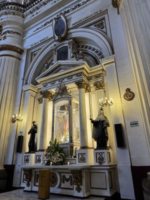 Catedral Basílica de la Asunción de María Santísima by null