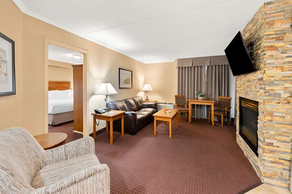 Best Western Plus NorWester Hotel & Conference Centre by null