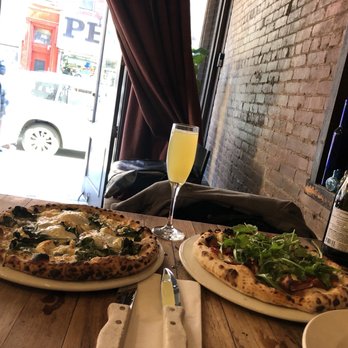 Fornino- Greenpoint - Bottomless brunch for 2 with 2 pizzas and 90 minutes unlimited mimosas/prosecco - Pizza Near Me - Brooklyn, New York Fornino- Greenpoint - Bottomless brunch for 2 with 2 pizzas and 90 minutes unlimited mimosas/prosecco - Pizza Near Me - Brooklyn, New York