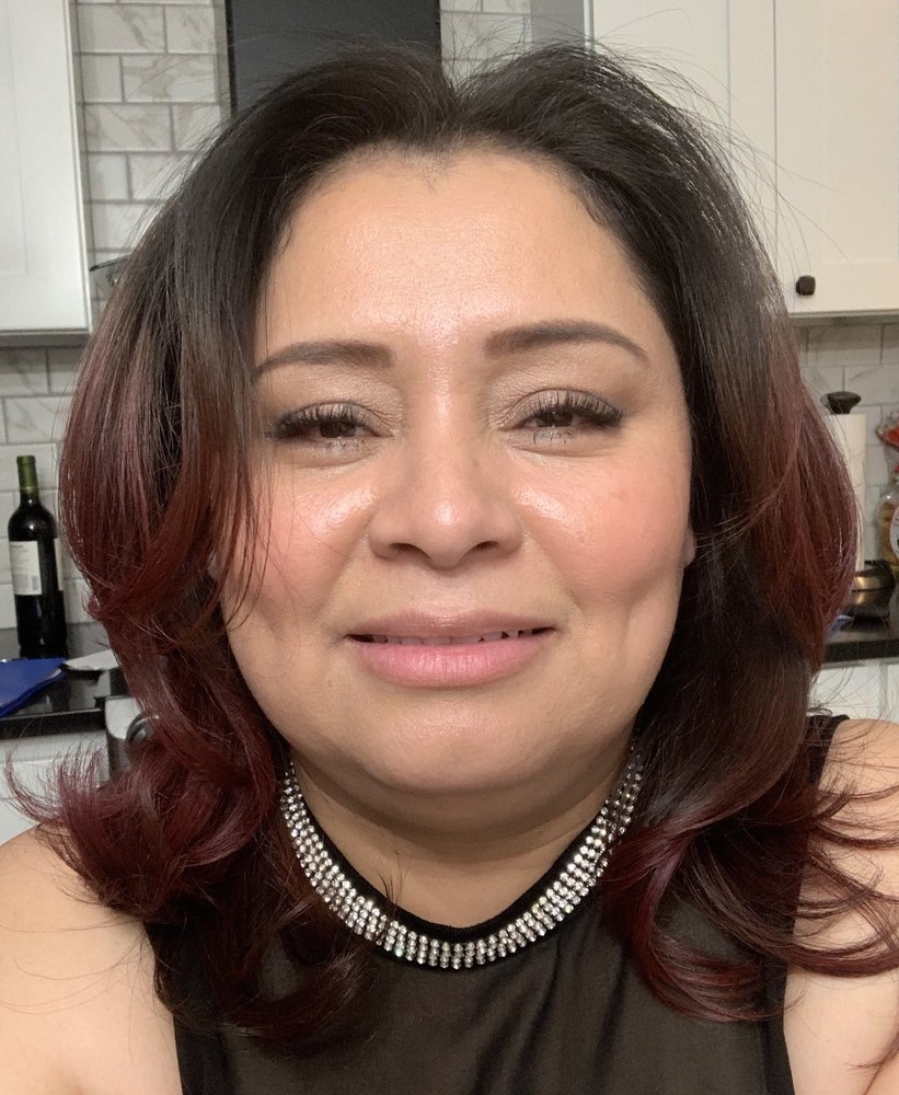 Lashes By Tania Logo