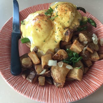 My Cafe - Crab Cake with Asparagus Eggs Benedict - Breakfast & Brunch Near Me - Kapolei, Hawaii My Cafe - Crab Cake with Asparagus Eggs Benedict - Breakfast & Brunch Near Me - Kapolei, Hawaii