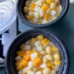 Huddle House - Canned Fruit! Not "Fresh Fruit" at all!