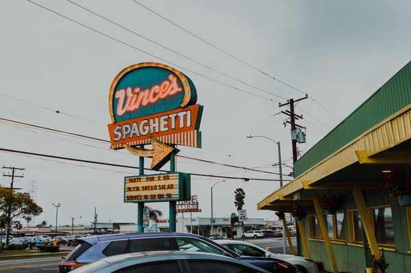 Vince's Spaghetti Ontario by null