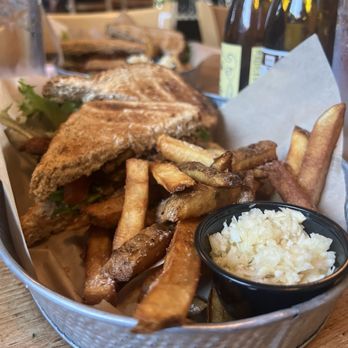 The Wheelhouse - Vegan BLT - American Near Me - Dunsmuir, California