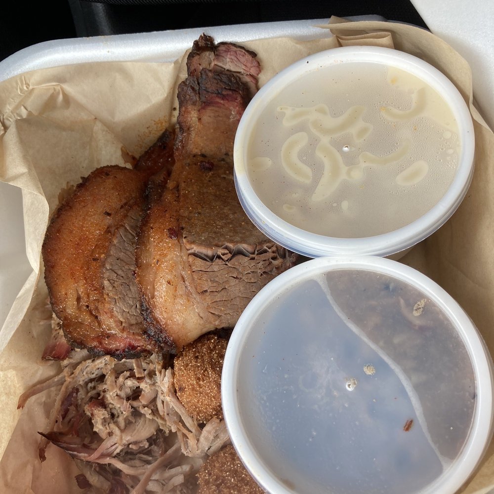 This Guys Smoke N Grill - Brisket up top and pulled pork below - Barbeque Near Me - Searcy, Arkansas This Guys Smoke N Grill - Brisket up top and pulled pork below - Barbeque Near Me - Searcy, Arkansas