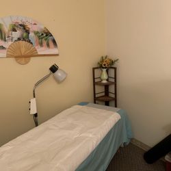 Ki Acupuncture Clinic - Treatment room