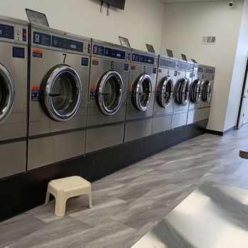 Potomac Laundry - Big washing machines $4.75 to wash - Laundromat Near Me - Springfield, Virginia Potomac Laundry - Big washing machines $4.75 to wash - Laundromat Near Me - Springfield, Virginia