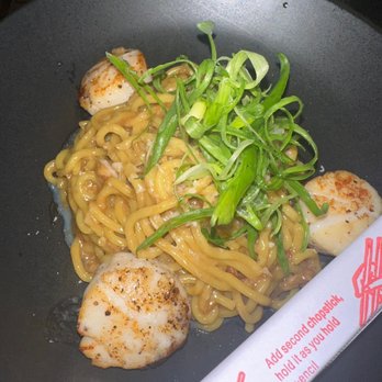 Blasteran - Garlic noodles with scallops - Asian Fusion Near Me - Culver City, California