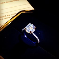 Gabriel Jewelers - Shell say yes!