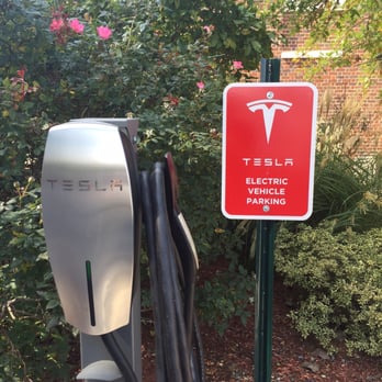 Mimslyn Inn - Wow check out the Mimslyn parking spot for Tesla cars! - Hotels Near Me - Luray, Virginia Mimslyn Inn - Wow check out the Mimslyn parking spot for Tesla cars! - Hotels Near Me - Luray, Virginia