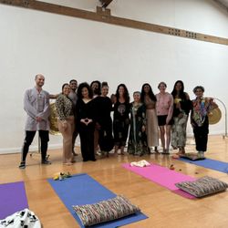 Senses - meditation, massage, reiki, soundhealing, wellness monthly event