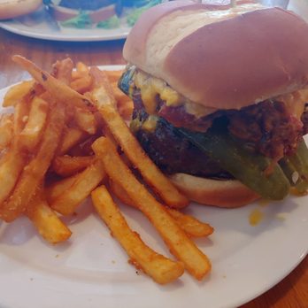 Jordan Street Cafe - New American Near Me - Brevard, North Carolina