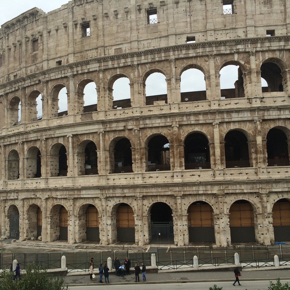 Colosseo - Colosseo anfiteatro in December, circa 2015 when I lived in Rome - Local Flavor Near Me - Rome, RM
