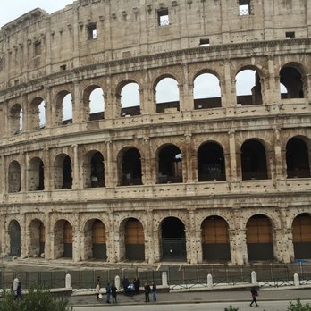 Colosseo - Colosseo anfiteatro in December, circa 2015 when I lived in Rome - Local Flavor Near Me - Rome, RM
