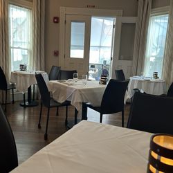 L'etoile Restaurant - Dining room