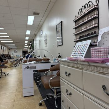 Holly Nails Spa - Environment - Nail Salons Near Me - Syracuse, New York Holly Nails Spa - Environment - Nail Salons Near Me - Syracuse, New York