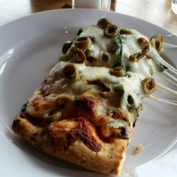 Giordano's - Veggie on hand stretched thin crust - Pizza Near Me - Plainfield, Illinois