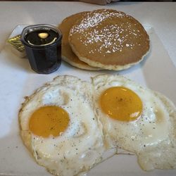 La Morena Good Morning - HOUSE THREE - 2 Eggs over easy with two small cakes