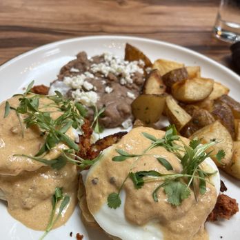 Coleta Brunch - Mexican Near Me - National City, California