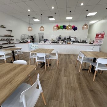 Mochi Joy Donuts - Inside - Donuts Near Me - Fishers, Indiana
