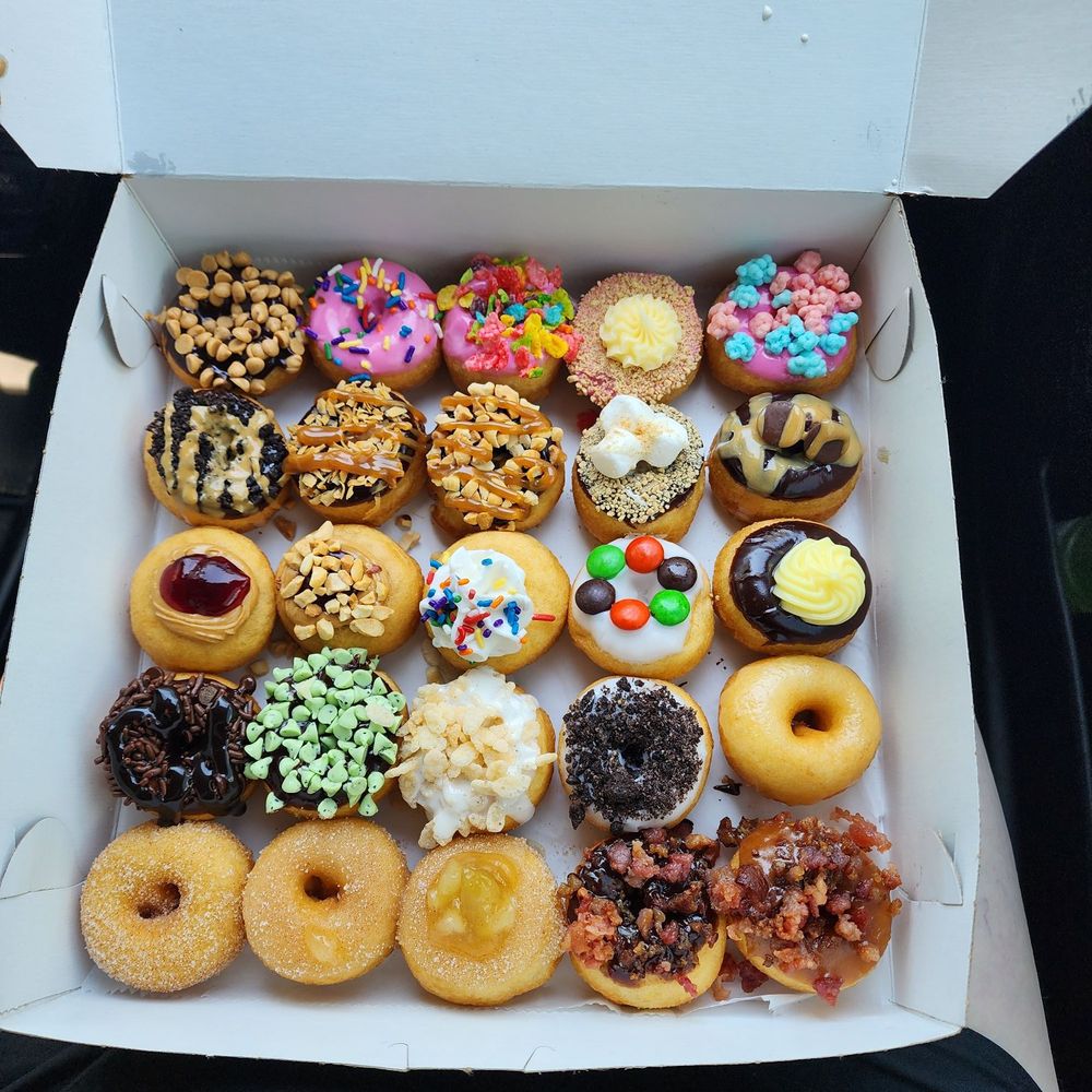 Van Dough - Donuts Near Me - Clearwater, Florida Van Dough - Donuts Near Me - Clearwater, Florida