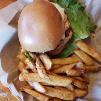 Santa Fe Cattle - Grilled chicken sandwich - Steakhouses Near Me - Broken Arrow, Oklahoma
