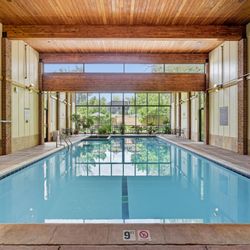 Horizon West Condominiums - Indoor pool at Horizon West