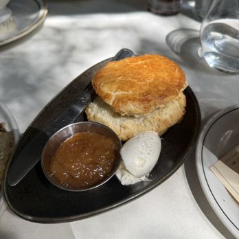 Bread & Butterfly - The biscuit - Breakfast & Brunch Near Me - Atlanta, Georgia