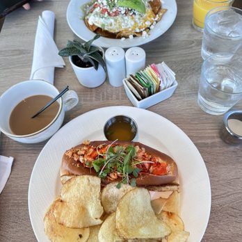 Lighthouse - Lobster Roll & Steak Chilaquiles - Breakfast & Brunch Near Me - Newport Beach, California Lighthouse - Lobster Roll & Steak Chilaquiles - Breakfast & Brunch Near Me - Newport Beach, California