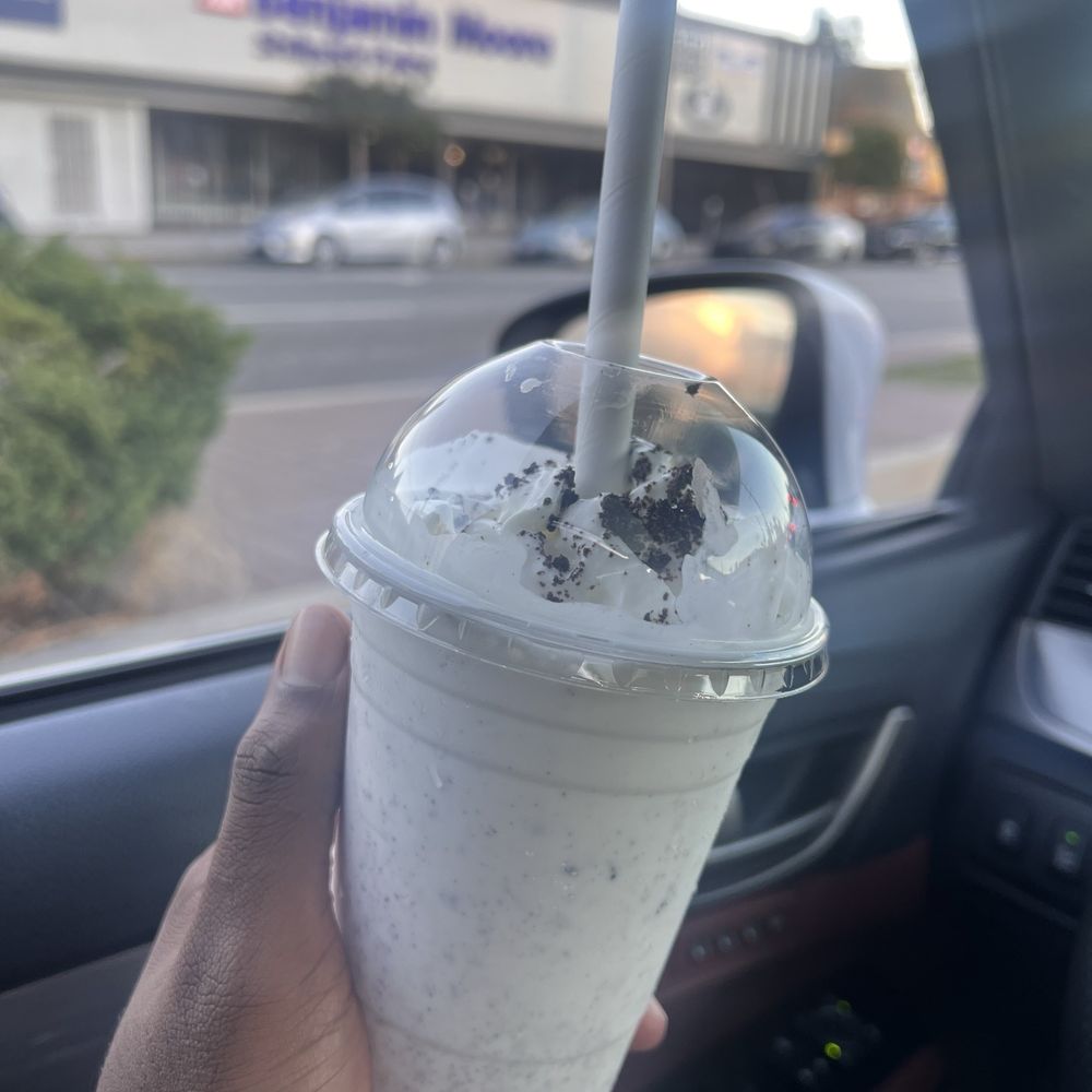 Burger 3000 - Oreo Crumble - Burgers Near Me - Los Angeles, California