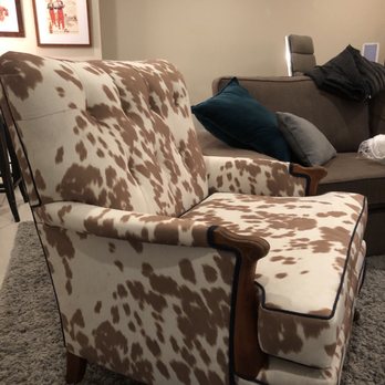 LV Upholstery - Furniture Reupholstery Near Me - Skokie, Illinois