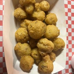 Rooster's - Fried battered mushrooms
