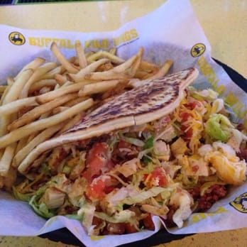 Buffalo Wild Wings - Chipolte Chicken BLT - American Near Me - Waterford, Connecticut Buffalo Wild Wings - Chipolte Chicken BLT - American Near Me - Waterford, Connecticut