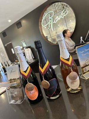 Rava Wines by null