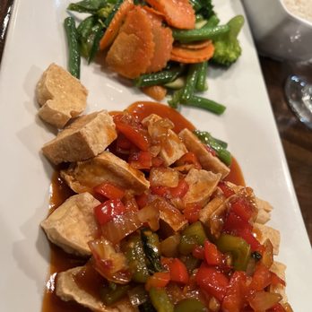 Up Thai - Thai Near Me - Morris Plains, New Jersey