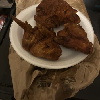 Gus's World Famous Fried Chicken - Ordered  12 Piece Snack - Chicken Shop Near Me - Birmingham, Alabama