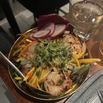 Lemongrass Brooklyn - Mango Shrimp Salad - Thai Near Me - Brooklyn, New York
