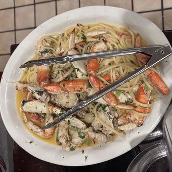 Sotto Mare - Whole Crab Diavolo Over Linguine - Seafood Near Me - San Francisco, California