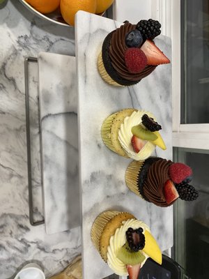 Lala's Bakery by null